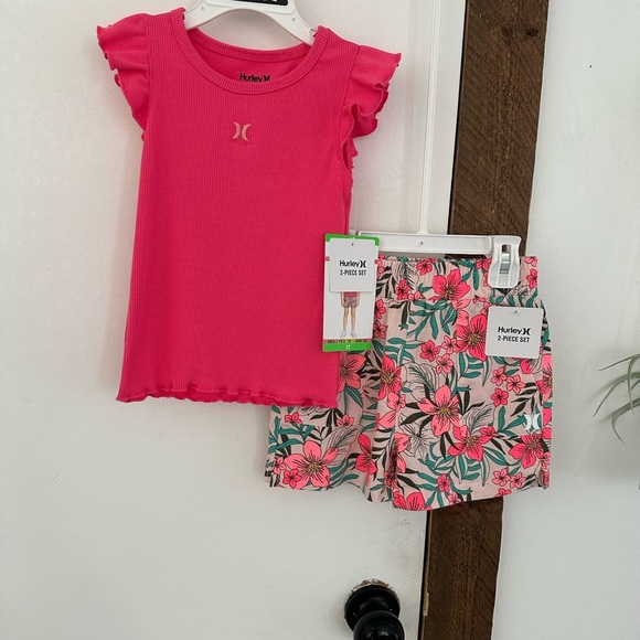 New Hurley Pink Top and Floral Shorts Set Size 3T Toddler Girl - Picture 2 of 12